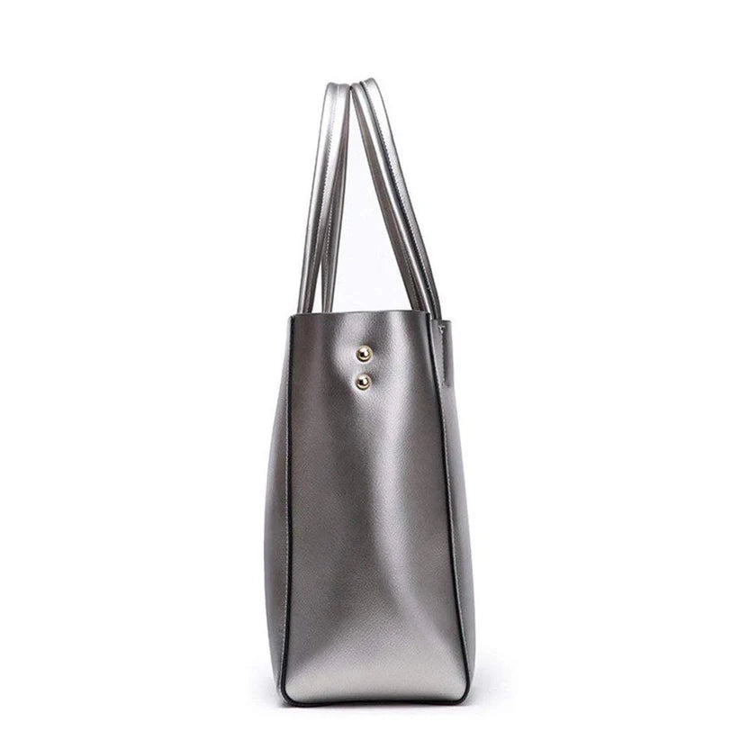 Orynthia handbag lifestyle image